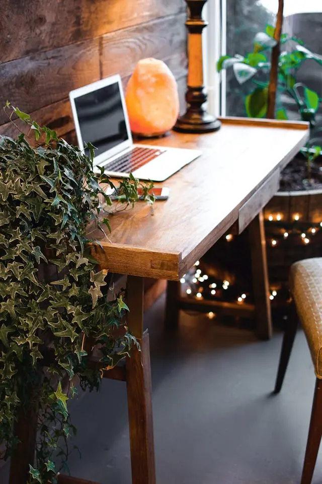 Bureau en bois moderne